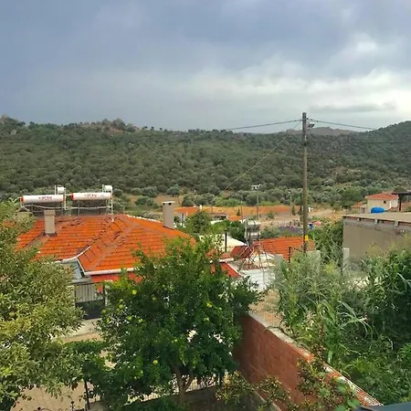 Denize 2 Km Manzarali Ve Ferah 2+0 İmroz